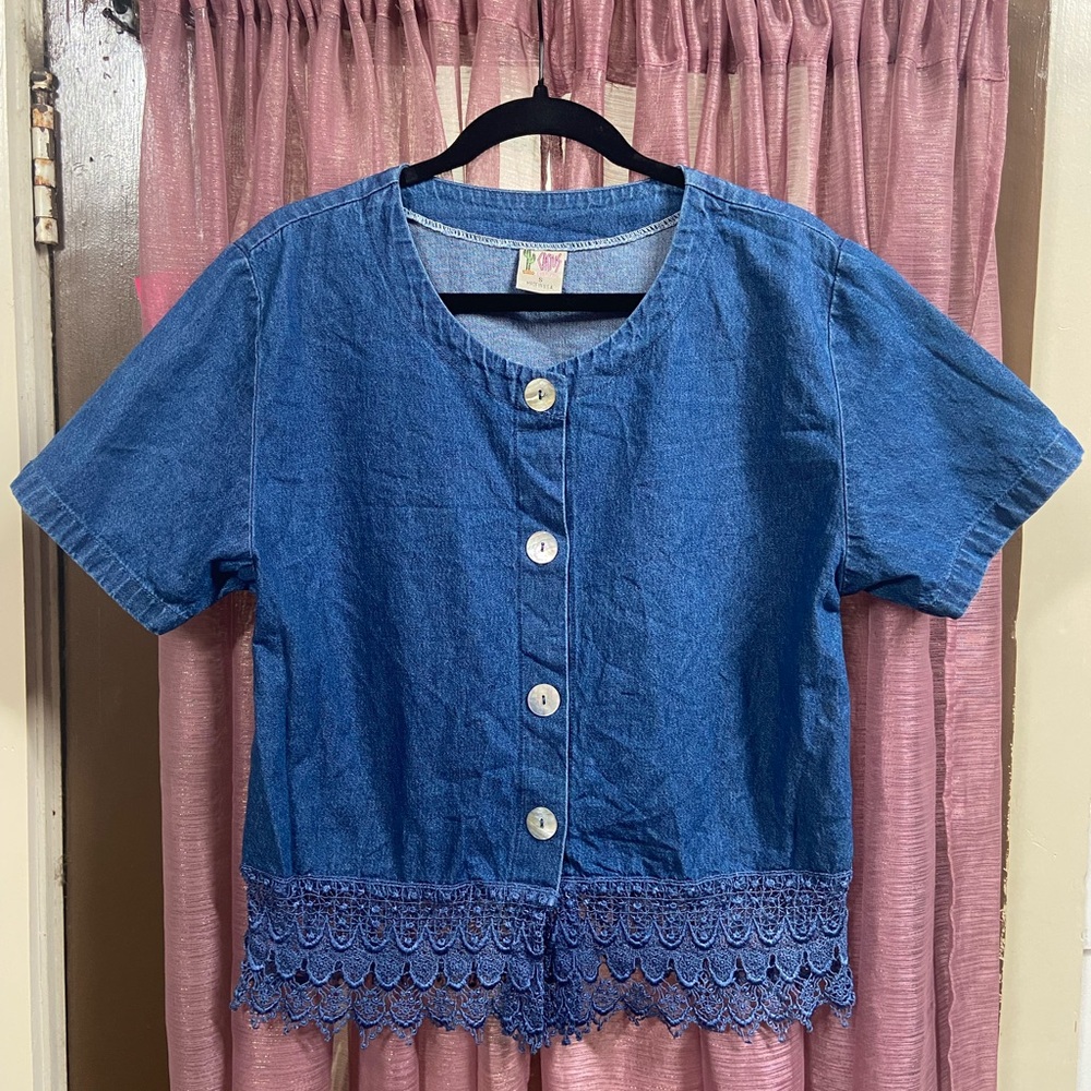 Vintage Blue Denim Button-Up Crop Top with Lace Hem